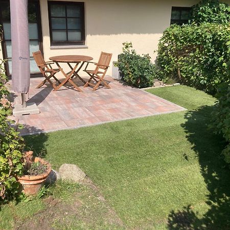 Zum Froschkoenig Appartement Ahrenshoop Buitenkant foto