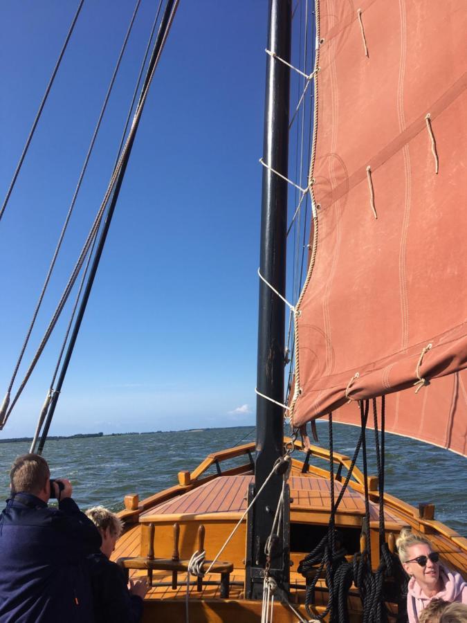 Zum Froschkoenig Appartement Ahrenshoop Buitenkant foto